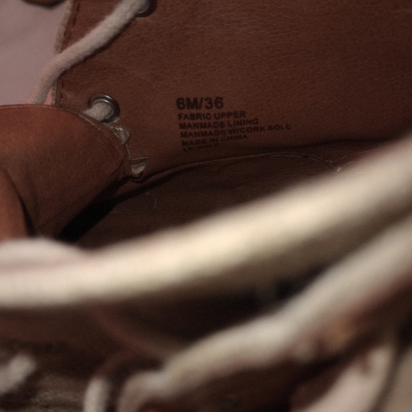 Woman's size 6 lucky brand lace booties - Picture 6 of 6